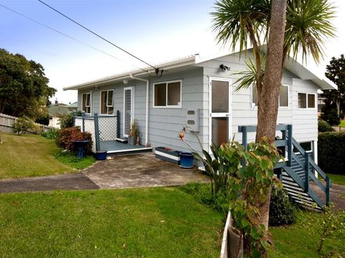 30B Montgomery Avenue, Belmont