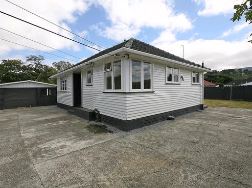 45 Churton Crescent, Taita