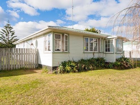 44 Thatcher Street, Castlecliff