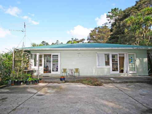 33 Fairmount Road, Titirangi