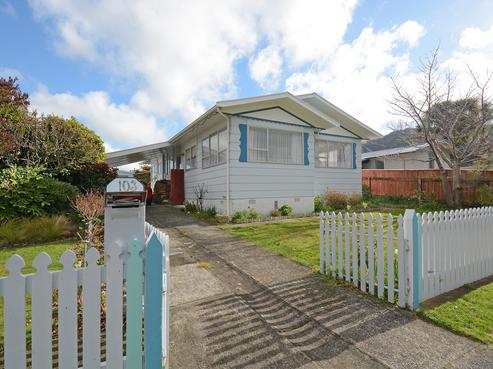 103 California Drive, Totara Park