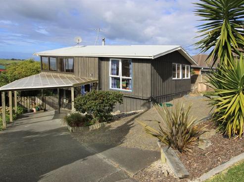 1449 Whangaparaoa Road, Army Bay