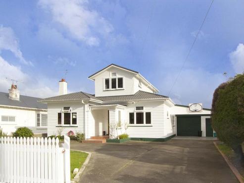 2 Moana Grove, Waiwhetu