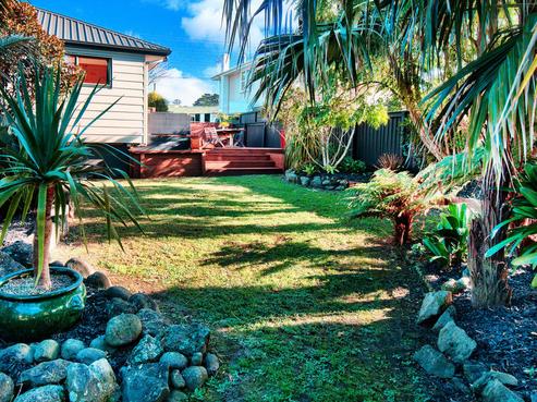 7 Kaurilands Road, Titirangi