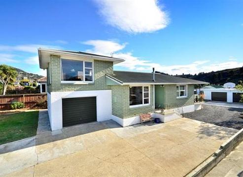 108 Main Road, Fairfield