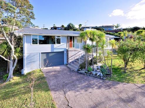 6 Long Bay Drive, Torbay