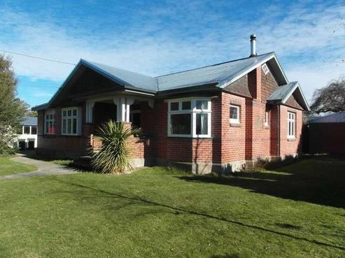 2 Thornton Street, Darfield