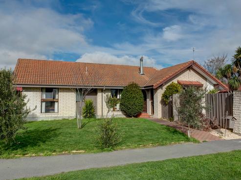 85 Bayswater Crescent, Bromley