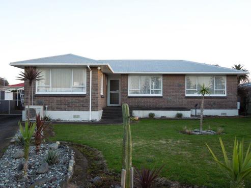 15 Hume Street, Waitara