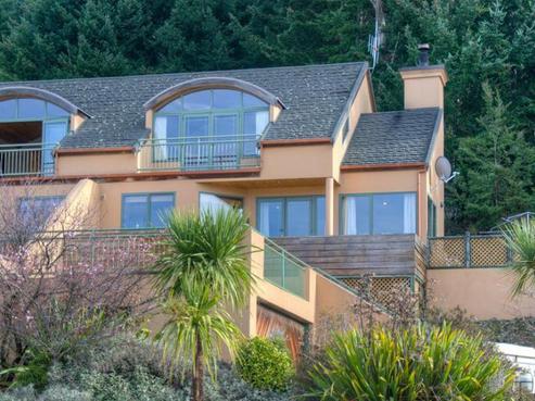 1A Caples Place, Fernhill/Sunshine Bay