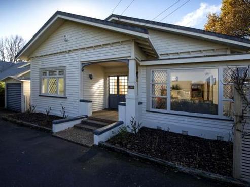 15 Te Aroha Street, Hamilton East