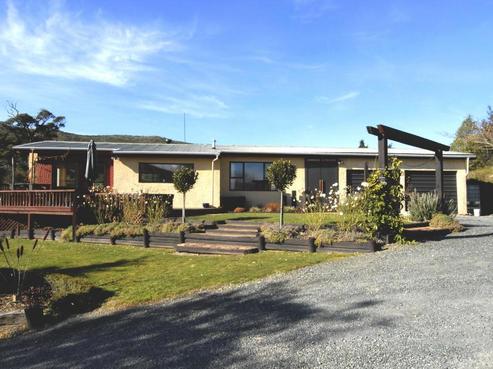 58 Quail Valley Road, Wakefield
