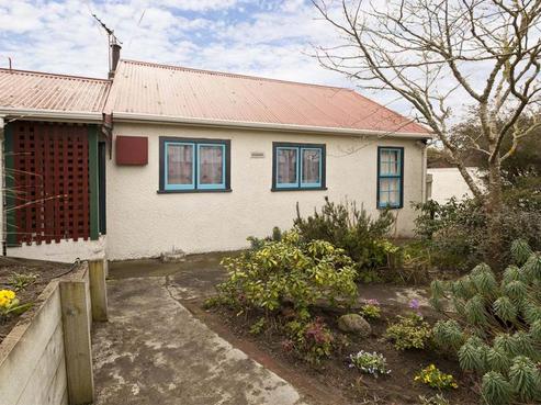 13 Rinaldi Avenue, The Pines Beach