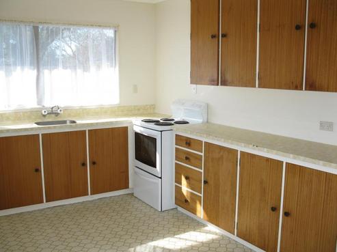 2/908 Tamatea Place, Mahora