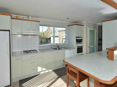 10 Rose Place, Kamo
