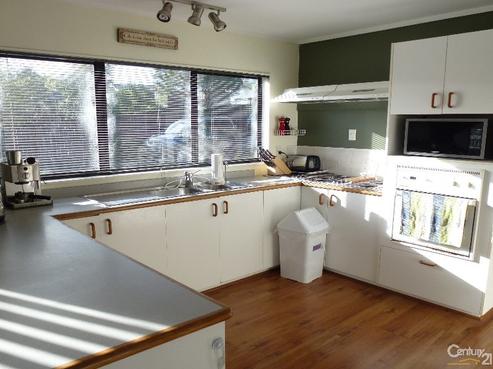 73 Brian Crescent, Stanmore Bay