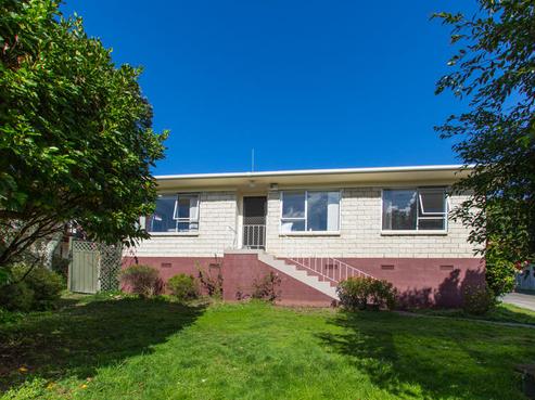 1/79 Moore Street, Hillcrest