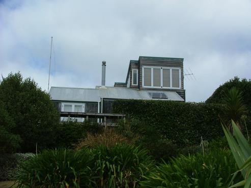 83 South Pacific Road, Rakino Island