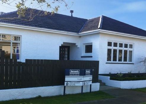 2 Wellesley Avenue, Avenal