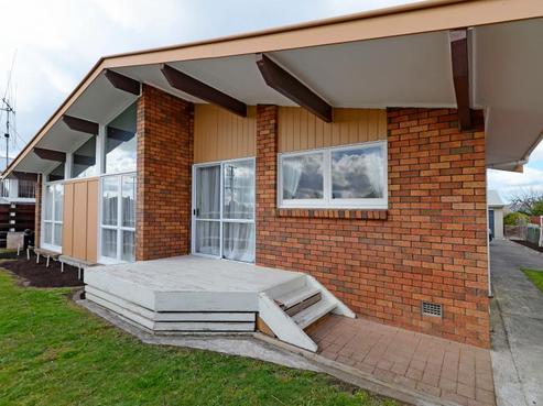 85 Collins Road, Lincoln