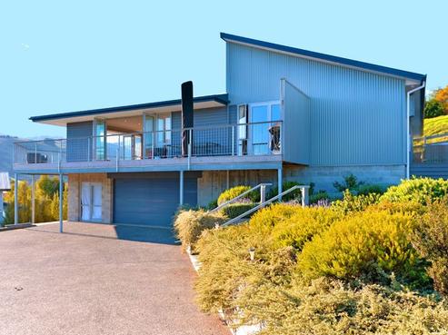 2 Ribbonwood Lane, Robinsons Bay