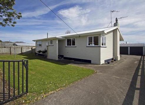 17A Vogel Street, Hawera