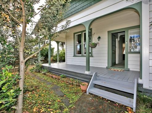 507 Willowpark Road South, Akina