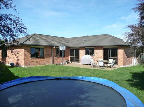 23 Delta Mews Place, Clive