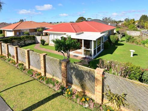 91 Lakeside Drive, Orewa