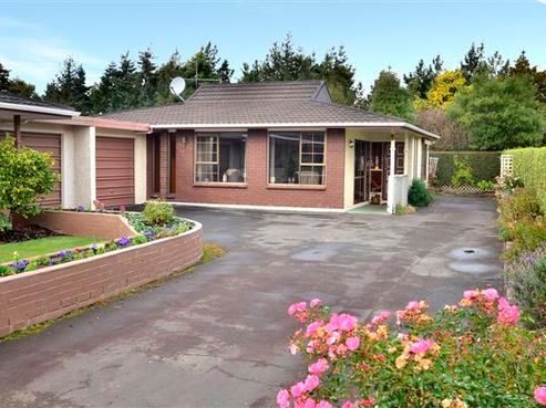 61B Main Road, Fairfield