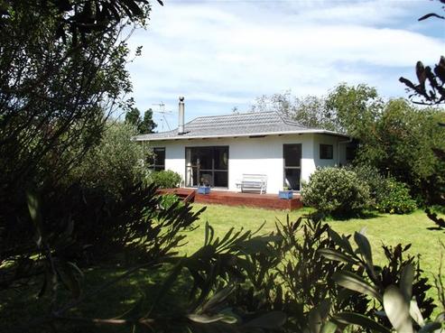 35 Churchill Crescent, Featherston