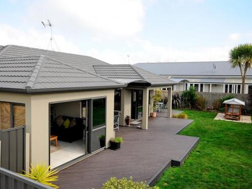 5 Somerton Drive, Huntington
