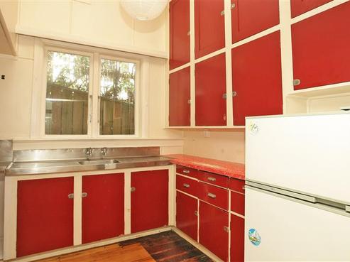 3 Manley Terrace, Newtown