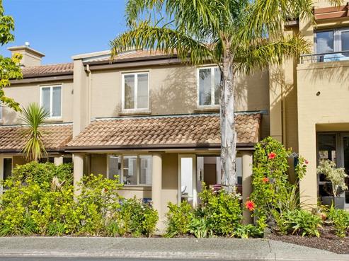 2 Veneto Avenue, Albany Heights