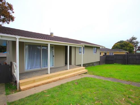 331 Roscommon Road, Clendon Park