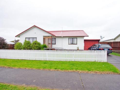5 Volta Place, Clendon Park