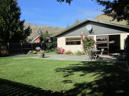 6 Keene Place, Omarama