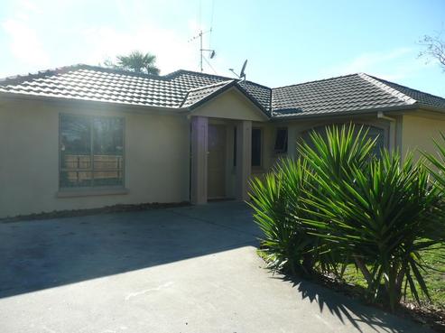 77 Thompson Street, Leamington