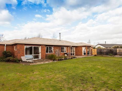 20 Eders Road, Woodend