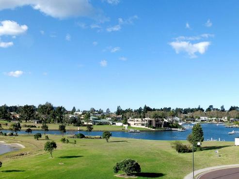 100 Waterways Parade, Pauanui