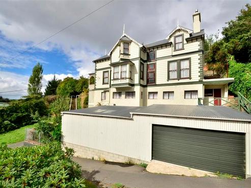 12 Sutherland Street, Dunedin Central