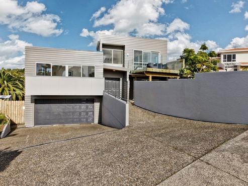 13 Caversham Drive, Torbay