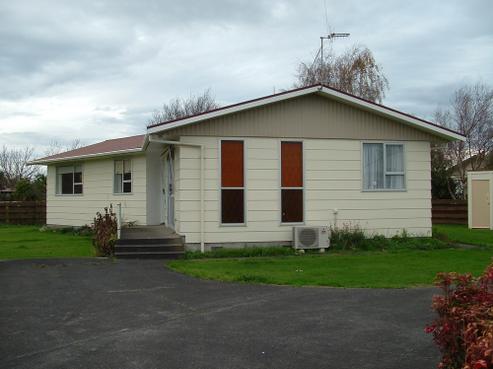 6 Walker Crescent, Bulls