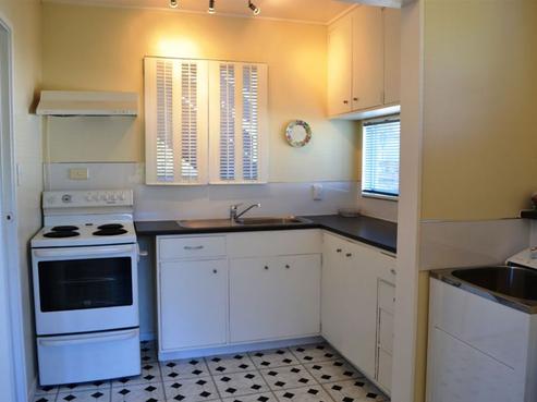 66A Montreal Grove, Kingston