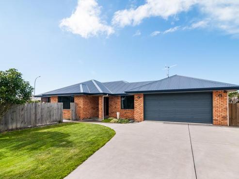 8 Tillson Crescent, Motueka