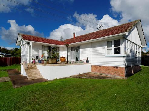 10 Sunray Avenue, Titirangi
