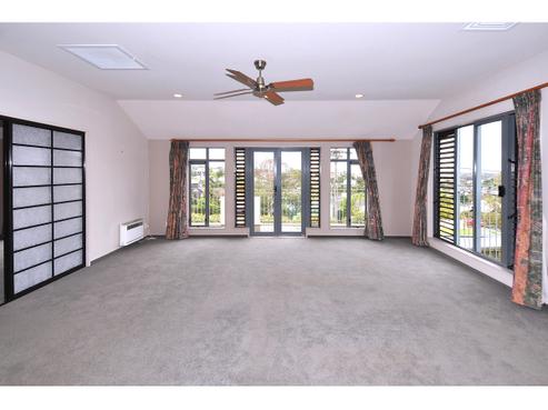 1/865 Beach Road, Waiake