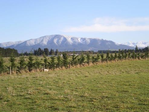 230 Foothills Road, Okuku