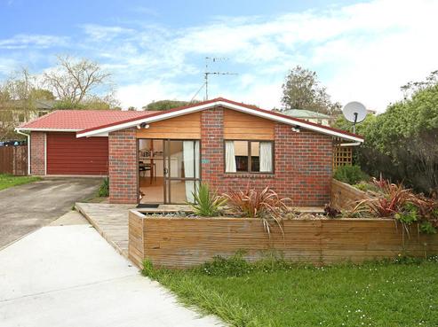 13 Muriel Place, Ranui