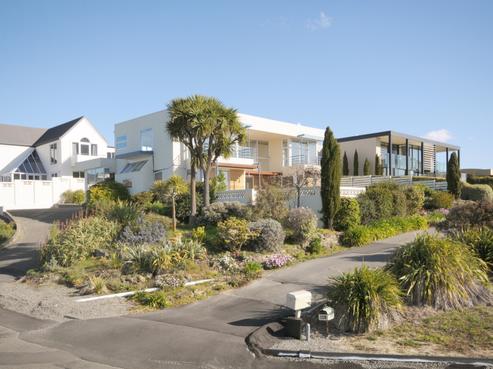 23 Glendevere Terrace, Redcliffs